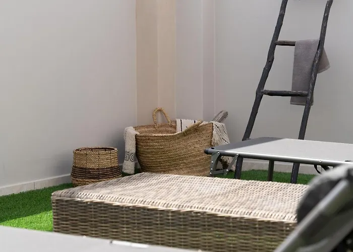 Alpha Urban Apartment *